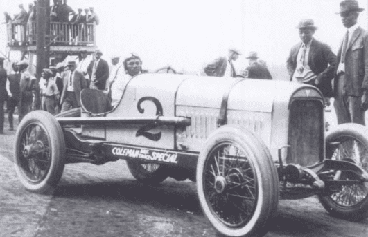 George Muckles preparing for a race. Source: Best Images of America Staff. Atlanta: Unforgettable Images of an All-American City. Best Images of America